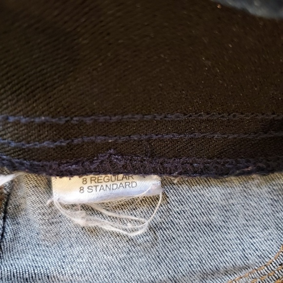 Old Navy Rockstar Built in Sculpt Pull-ups - Picture 7 of 7